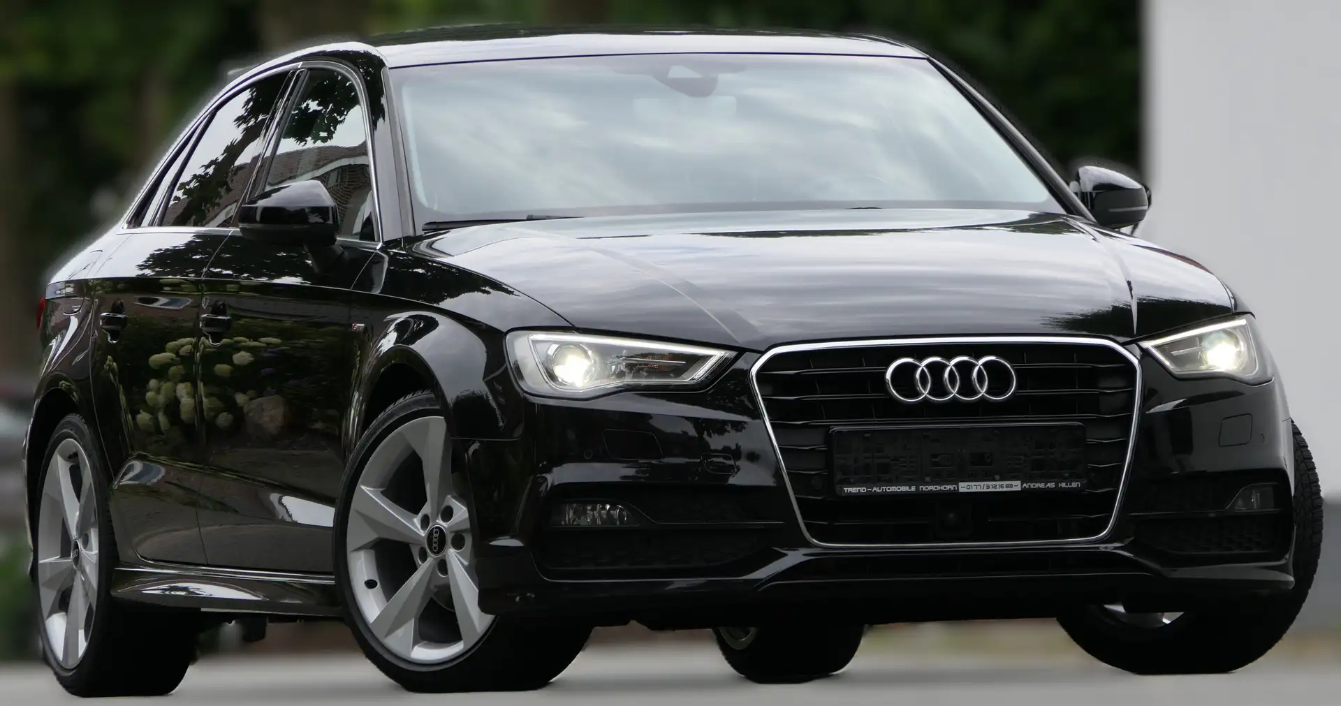 Audi A3 S-LINE-SPORT+2,0 TDI+S-TRONIC+NAVI+18"ALU+LED+ACC+ Noir - 1