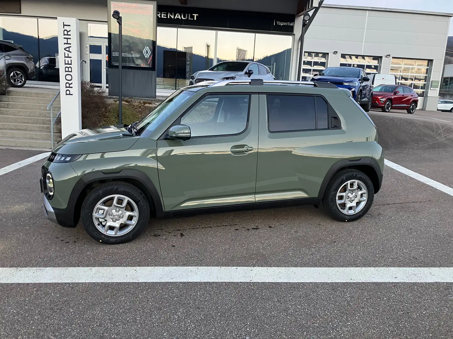 Hyundai Inster Trend Line 49kWh Grün - 1