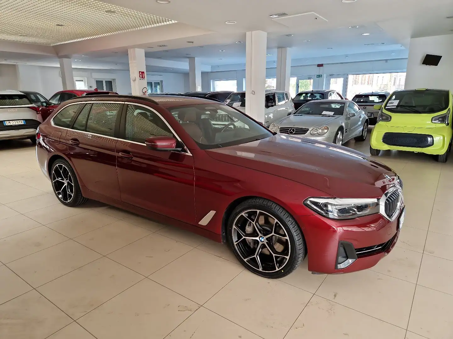 BMW 530 d 249cv auto UNICA-CIRCA 20.000EURO DI OPTIONAL - 2