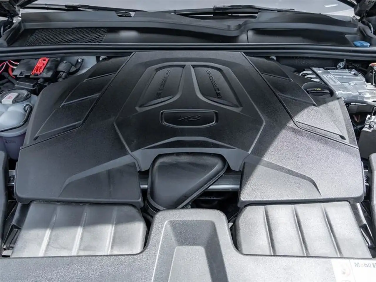 Porsche Cayenne снимка Porsche Cayenne