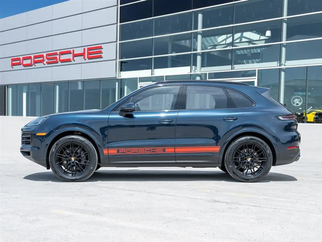 Porsche Cayenne снимка Porsche Cayenne