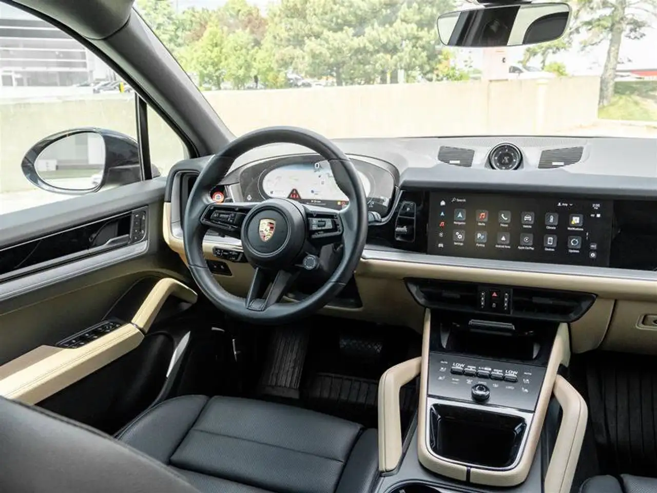 Porsche Cayenne снимка Porsche Cayenne