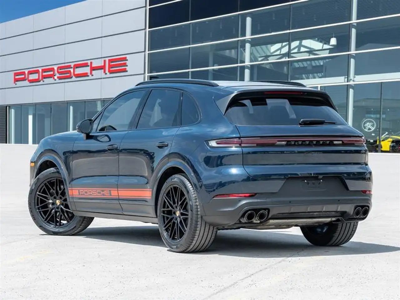 Porsche Cayenne снимка Porsche Cayenne