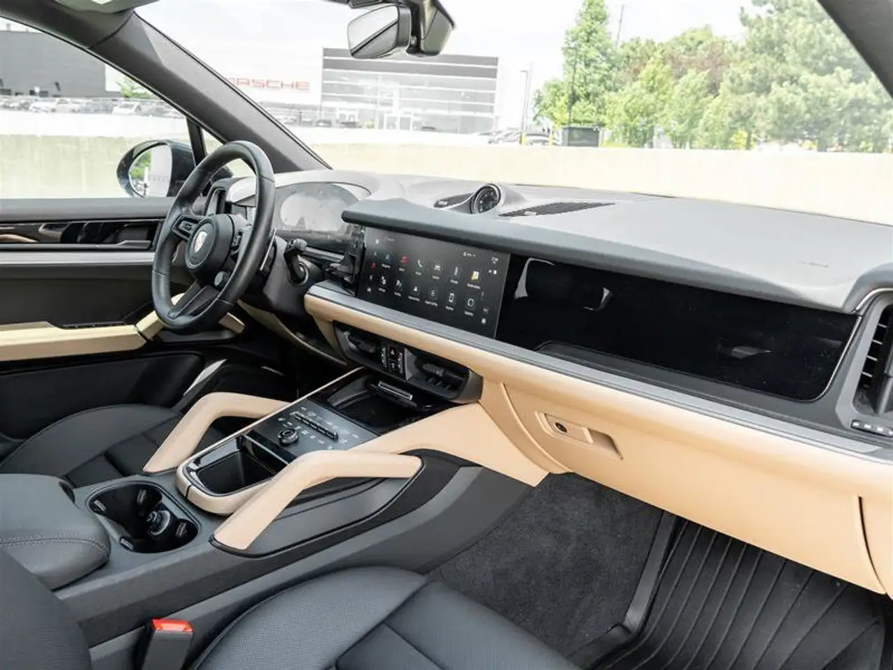 Porsche Cayenne снимка Porsche Cayenne