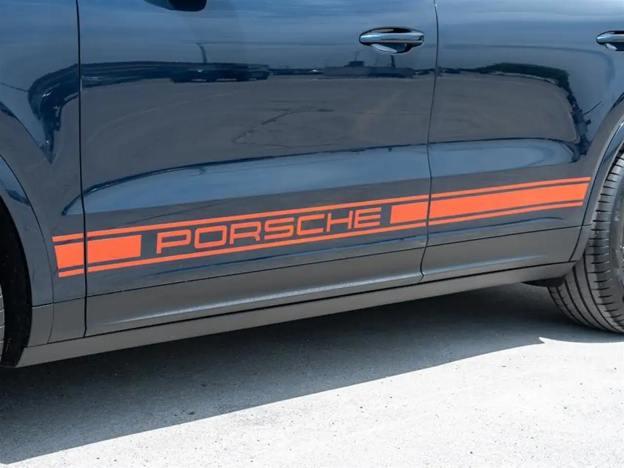 Porsche Cayenne снимка Porsche Cayenne