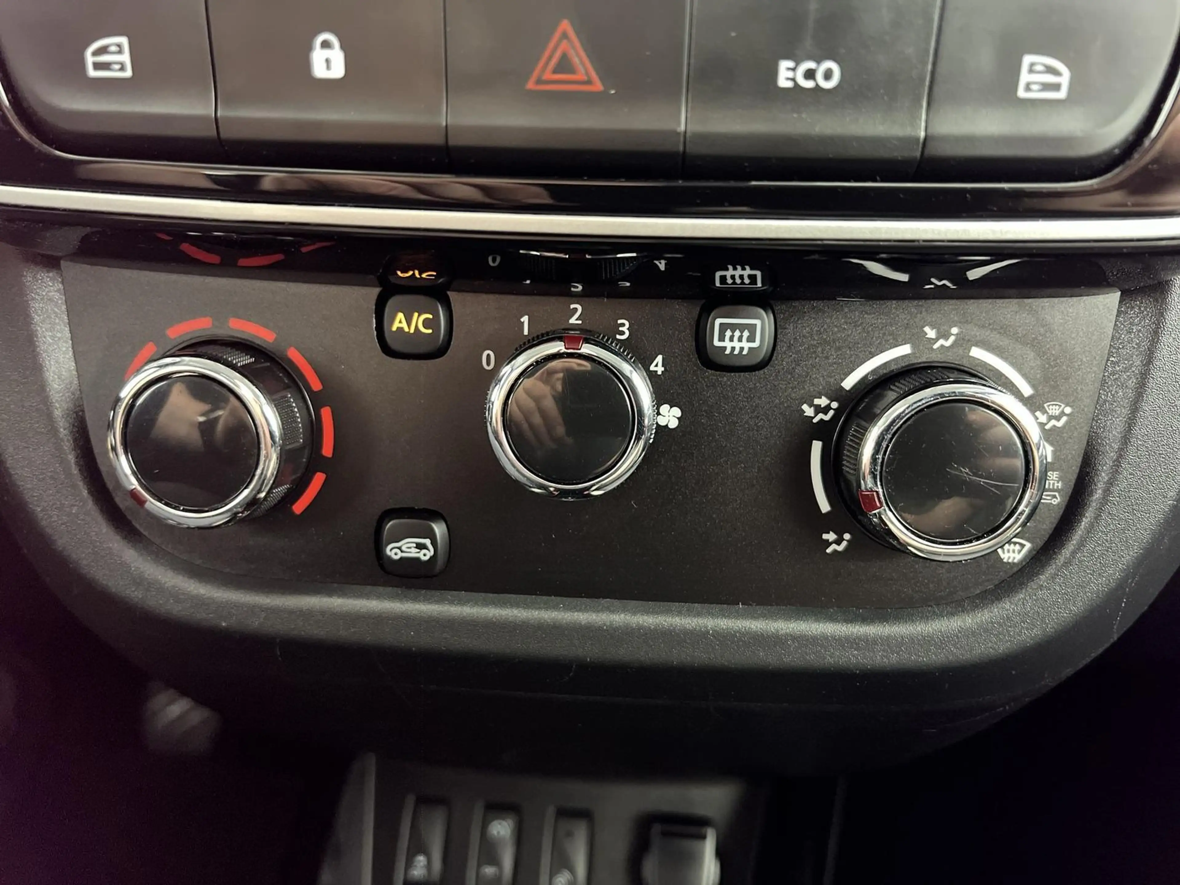 Dacia Spring Essential Electric*PDCh*KLIMA*BTH*uvm — photo 12