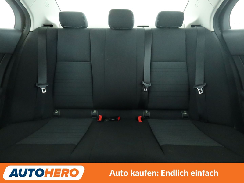 Mercedes-Benz C 250 C 250 Standard Aut.*NAV*TEMPOMAT*PDC*SHZ* — photo 15