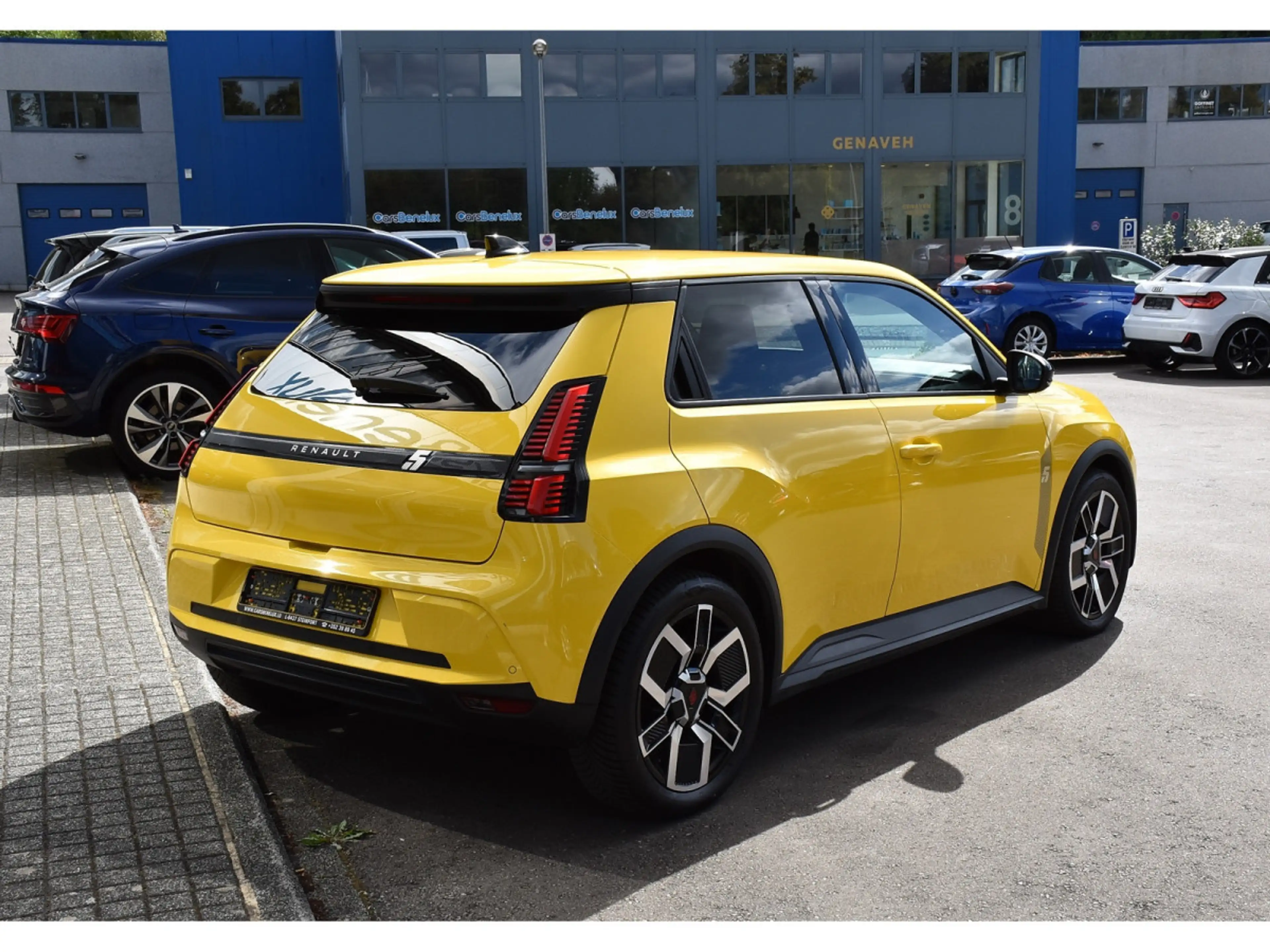 Renault R 5 E-TECH 150cv Techno Comfort 52 kWh PACK HIVER 1° M — photo 4