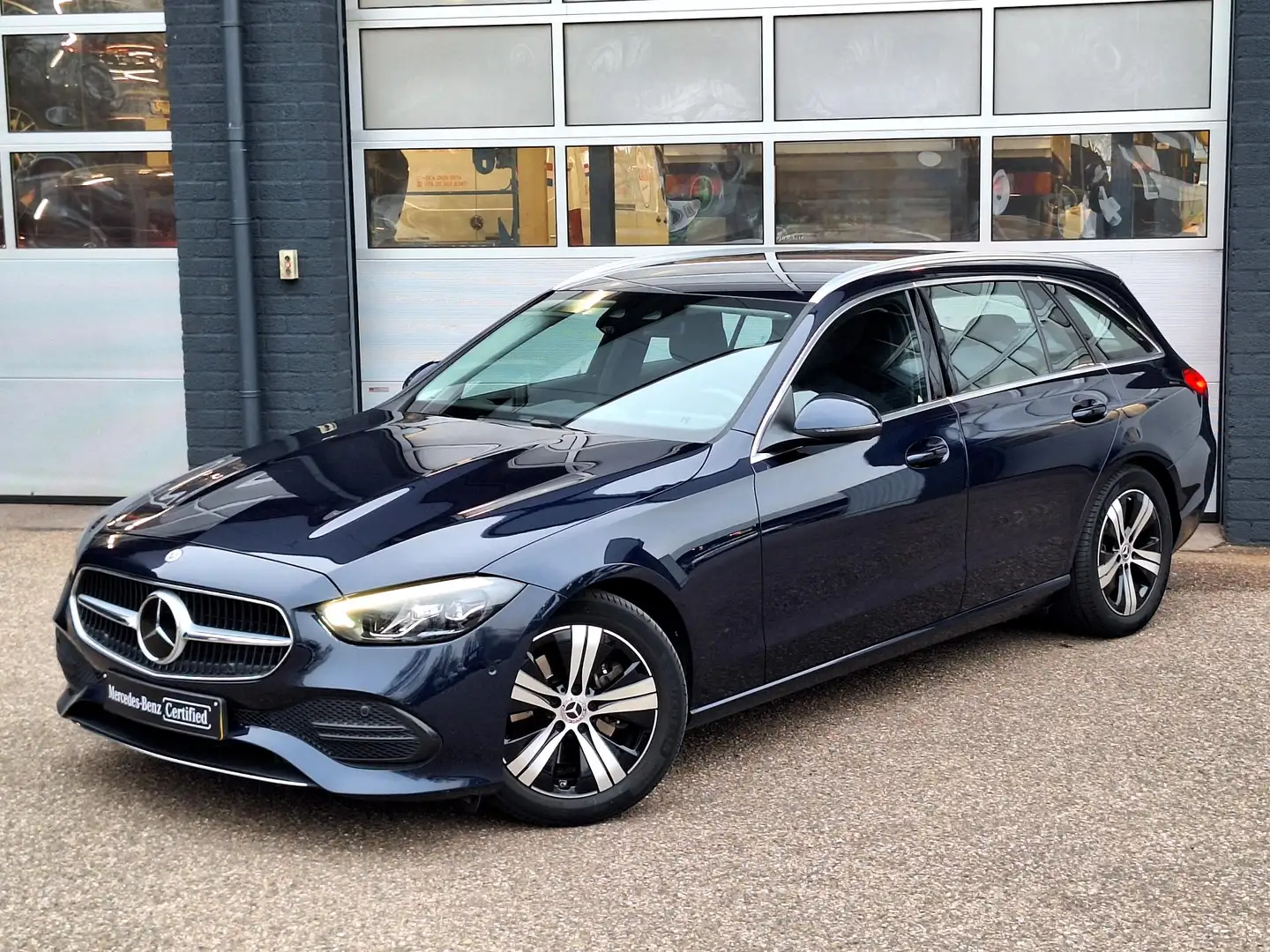 Mercedes-Benz C 200 Estate Launch Edition Luxury Line | Trekhaak | Rij Blau - 2