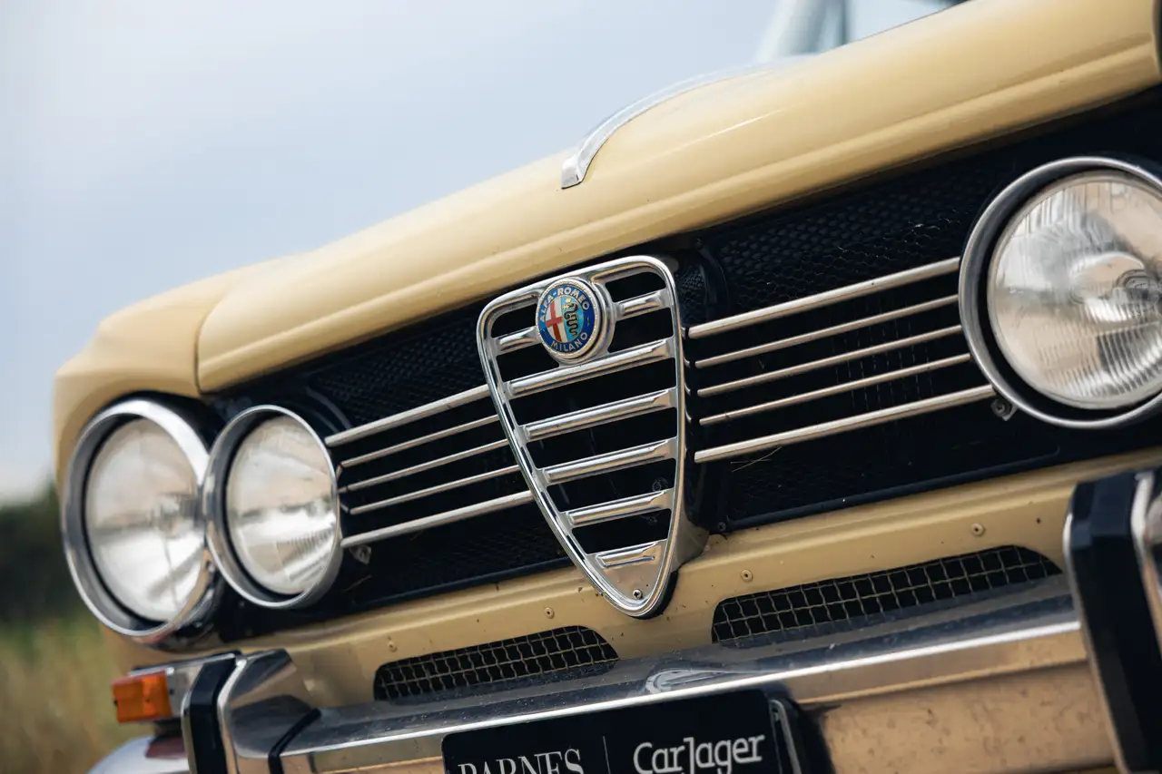 Alfa Romeo Giulia Super 1971, foto 6
