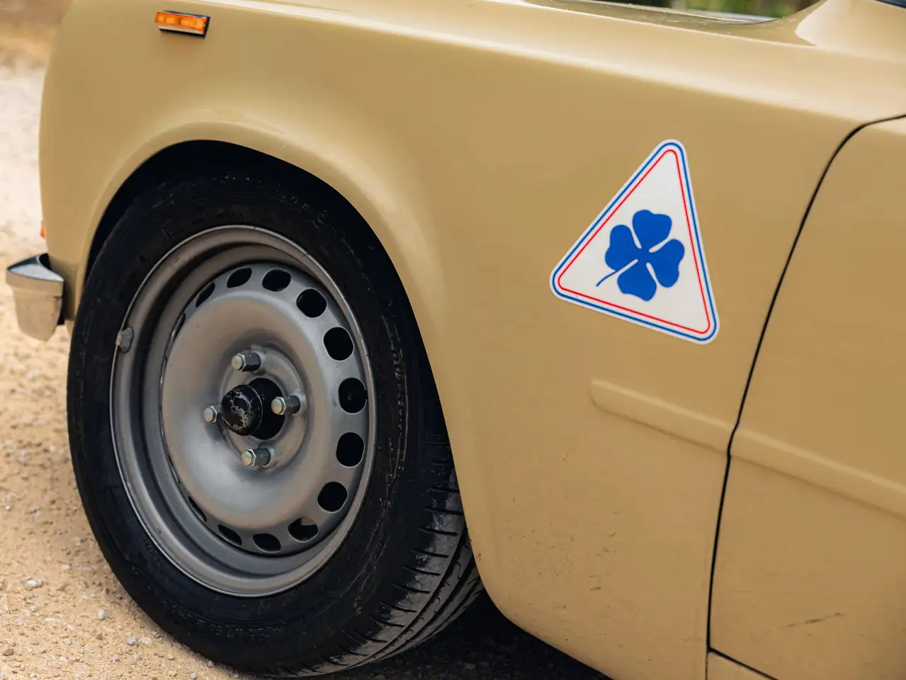 Alfa Romeo Giulia Super 1971, foto 7