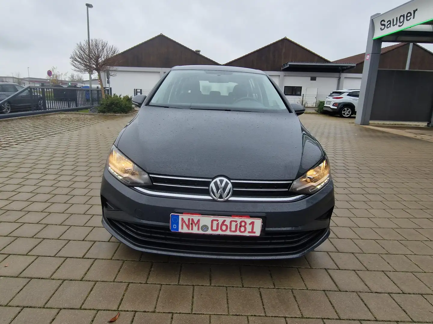 Volkswagen Golf Sportsvan Trendline Gris - 1