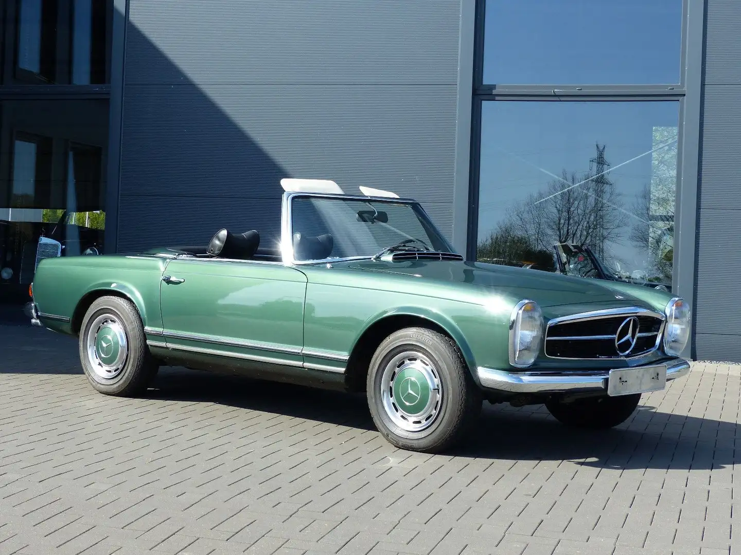 Mercedes-Benz 280 SL Pagode Grün - 2