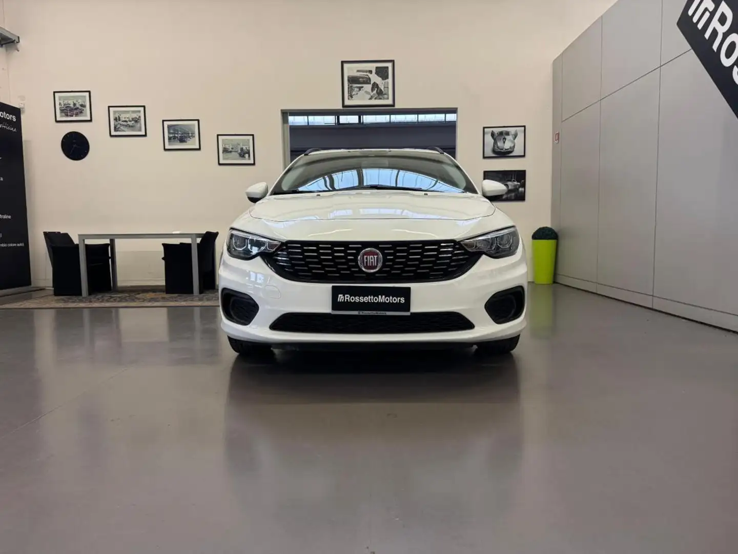Fiat Tipo 1.3 Mjt S&S 5 porte Easy Bianco - 2