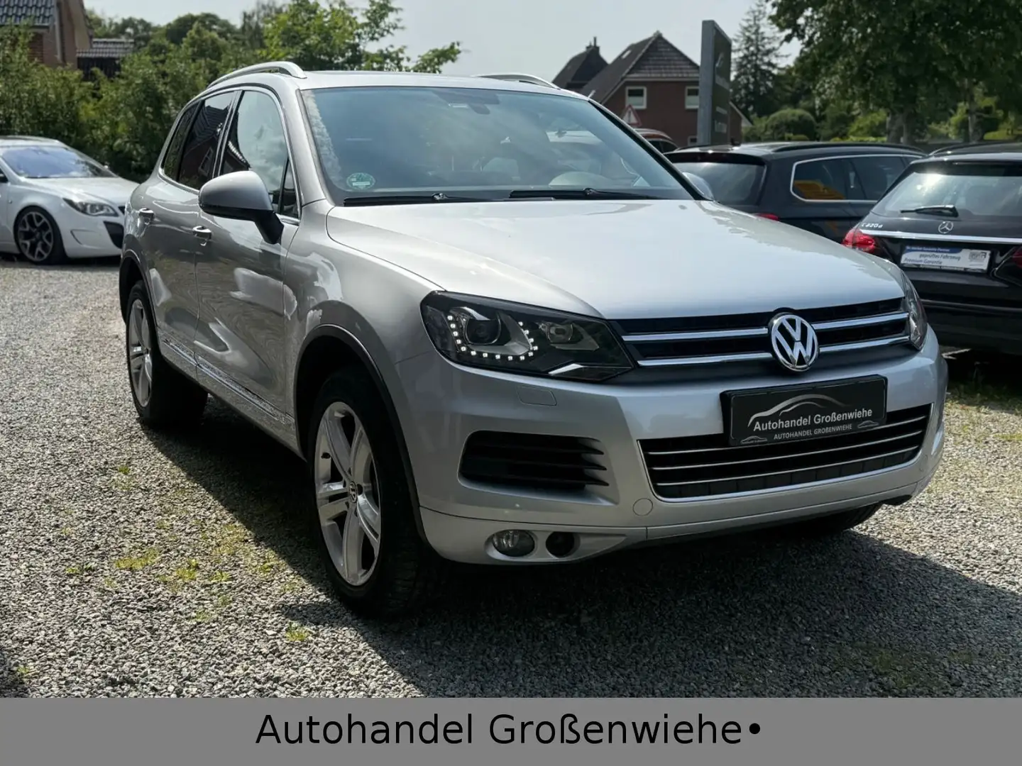 Volkswagen Touareg V6 TDI BMT*PANO*AHK*LED*ACC*STAND-HZ*4M* Argent - 2