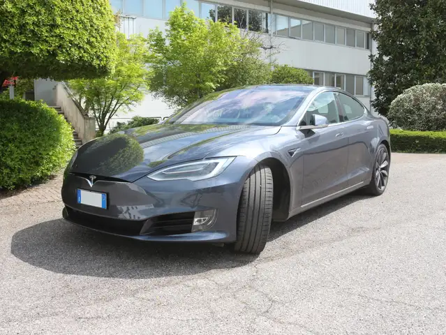Tesla Model S Model S P100DL