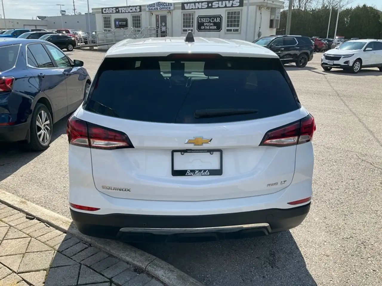Chevrolet Equinox снимка Chevrolet Equinox