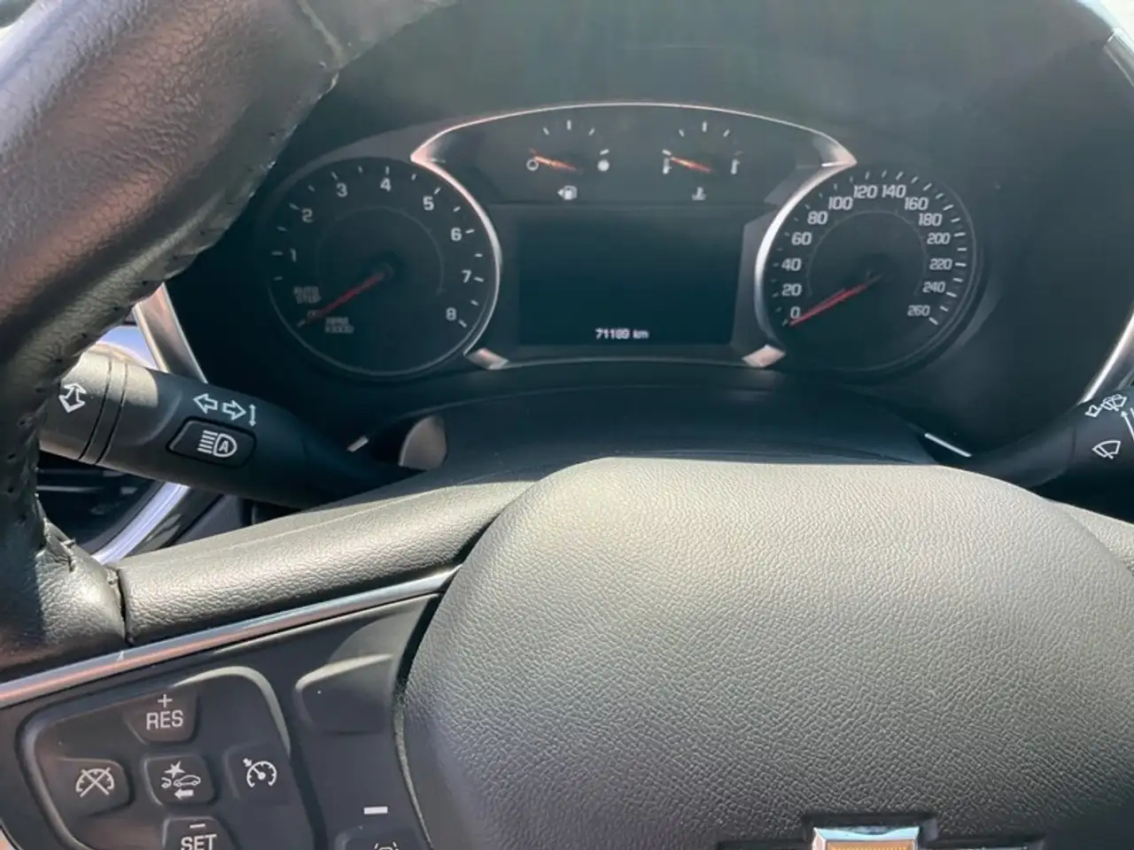 Chevrolet Equinox снимка Chevrolet Equinox