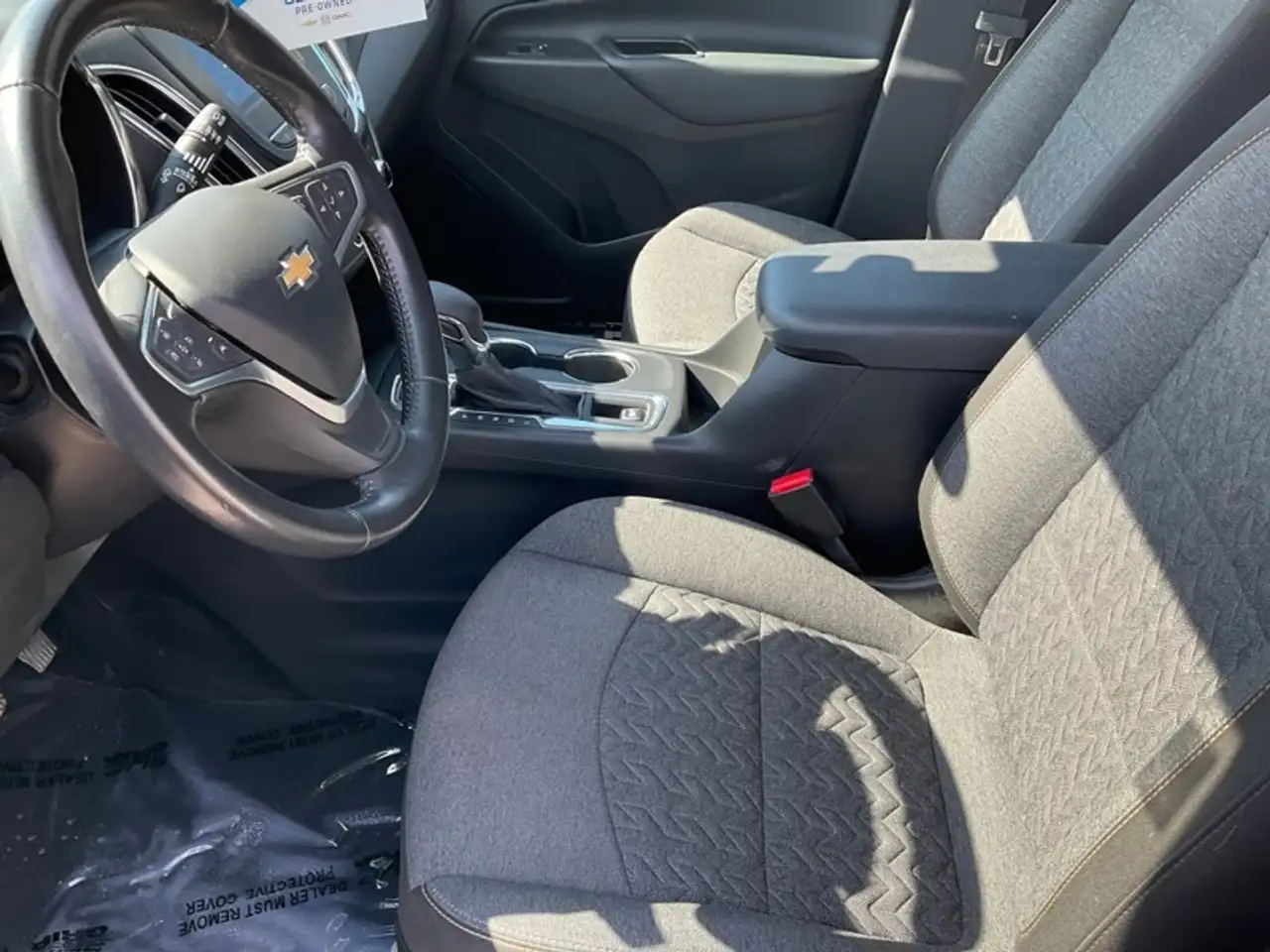 Chevrolet Equinox снимка Chevrolet Equinox
