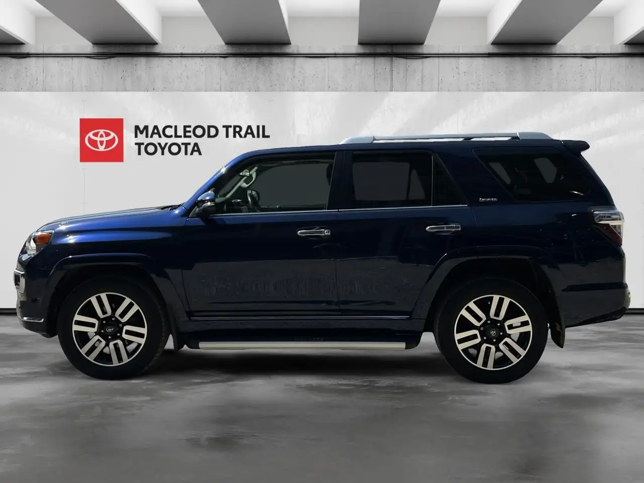 Toyota 4-Runner снимка Toyota 4-Runner