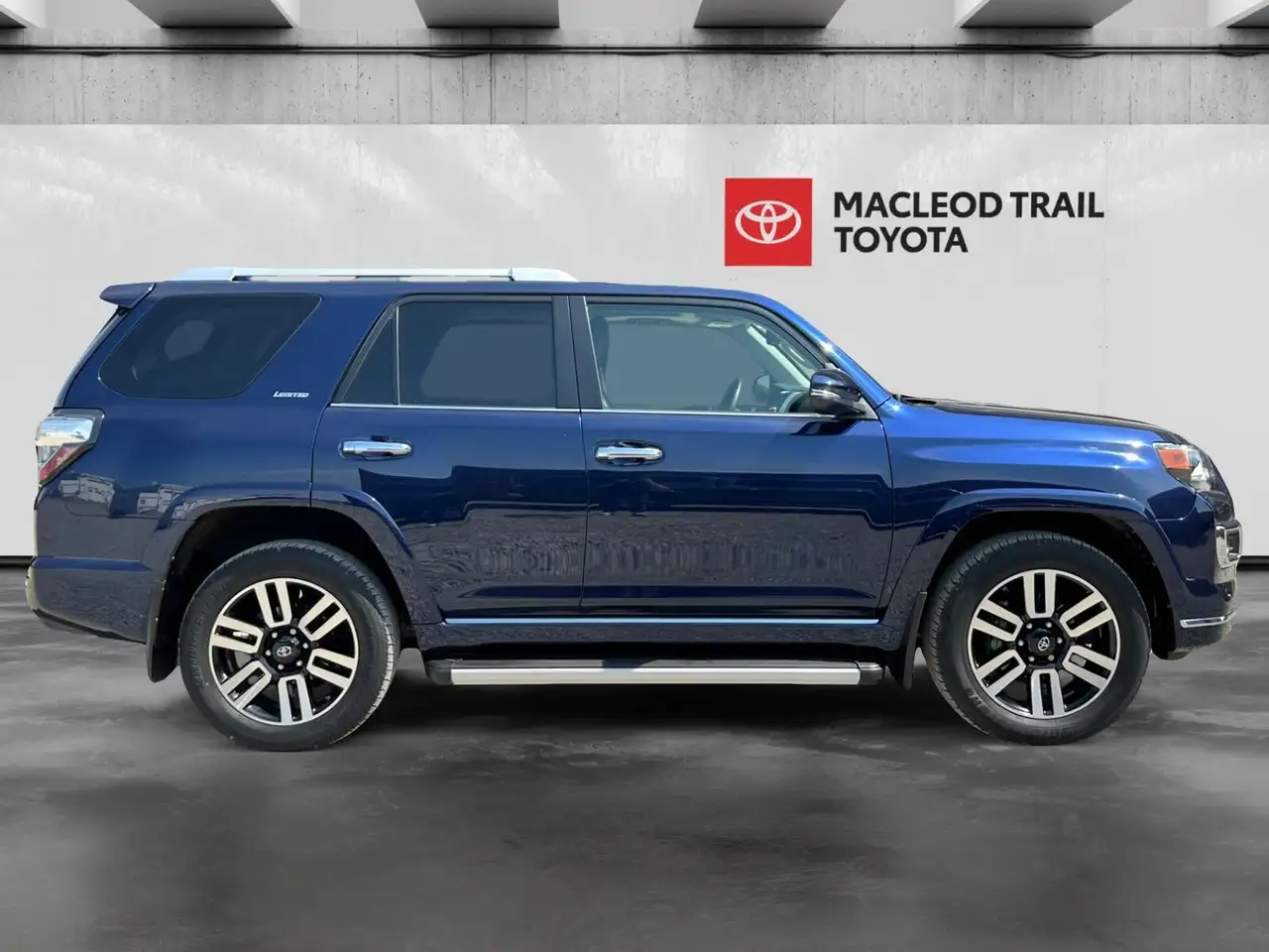 Toyota 4-Runner снимка Toyota 4-Runner