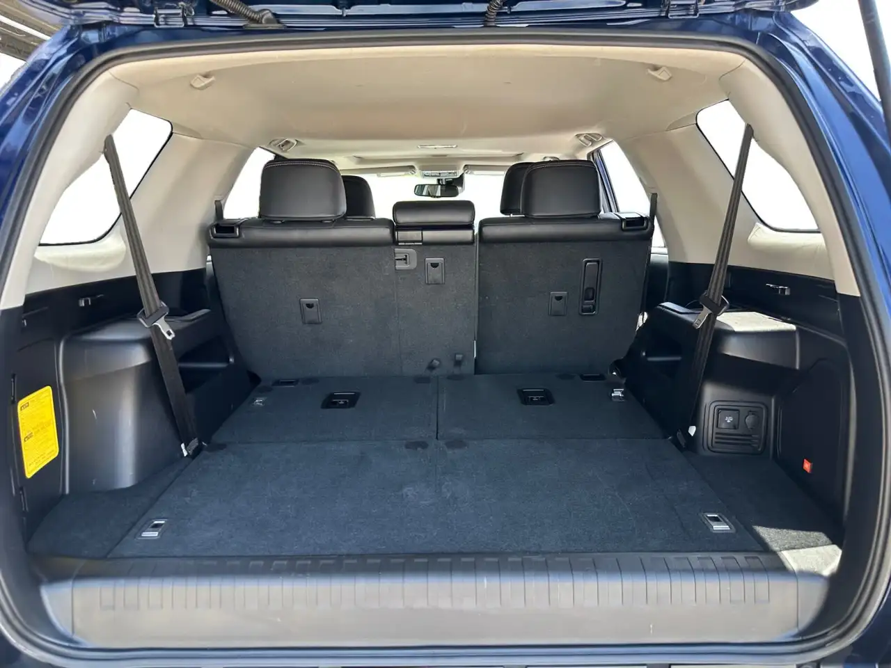 Toyota 4-Runner снимка Toyota 4-Runner