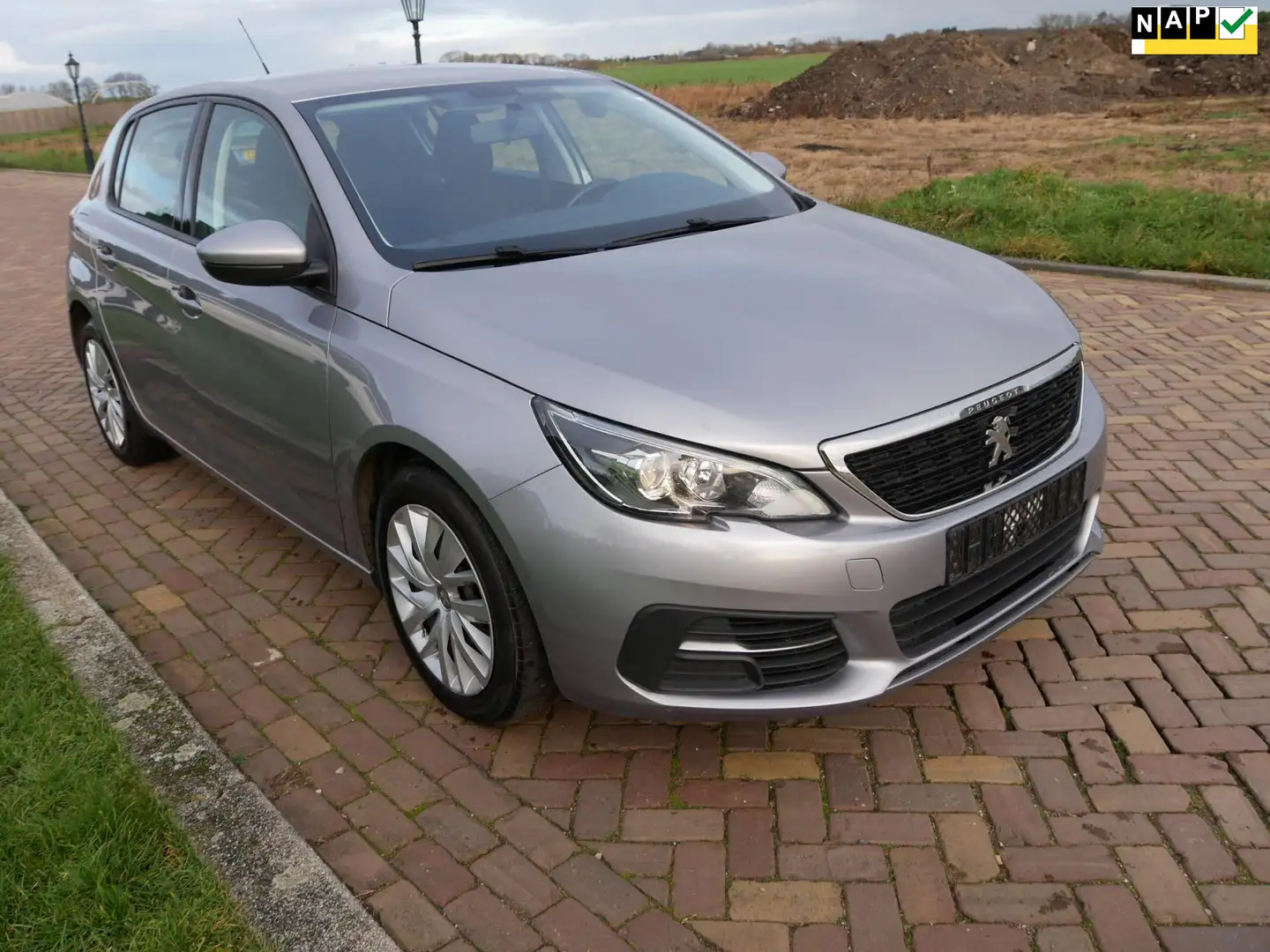 Peugeot 308 1.5 BlueHDi Blue Lease ** 6499 MARGE ...ONLY EXPOR Grijs - 1