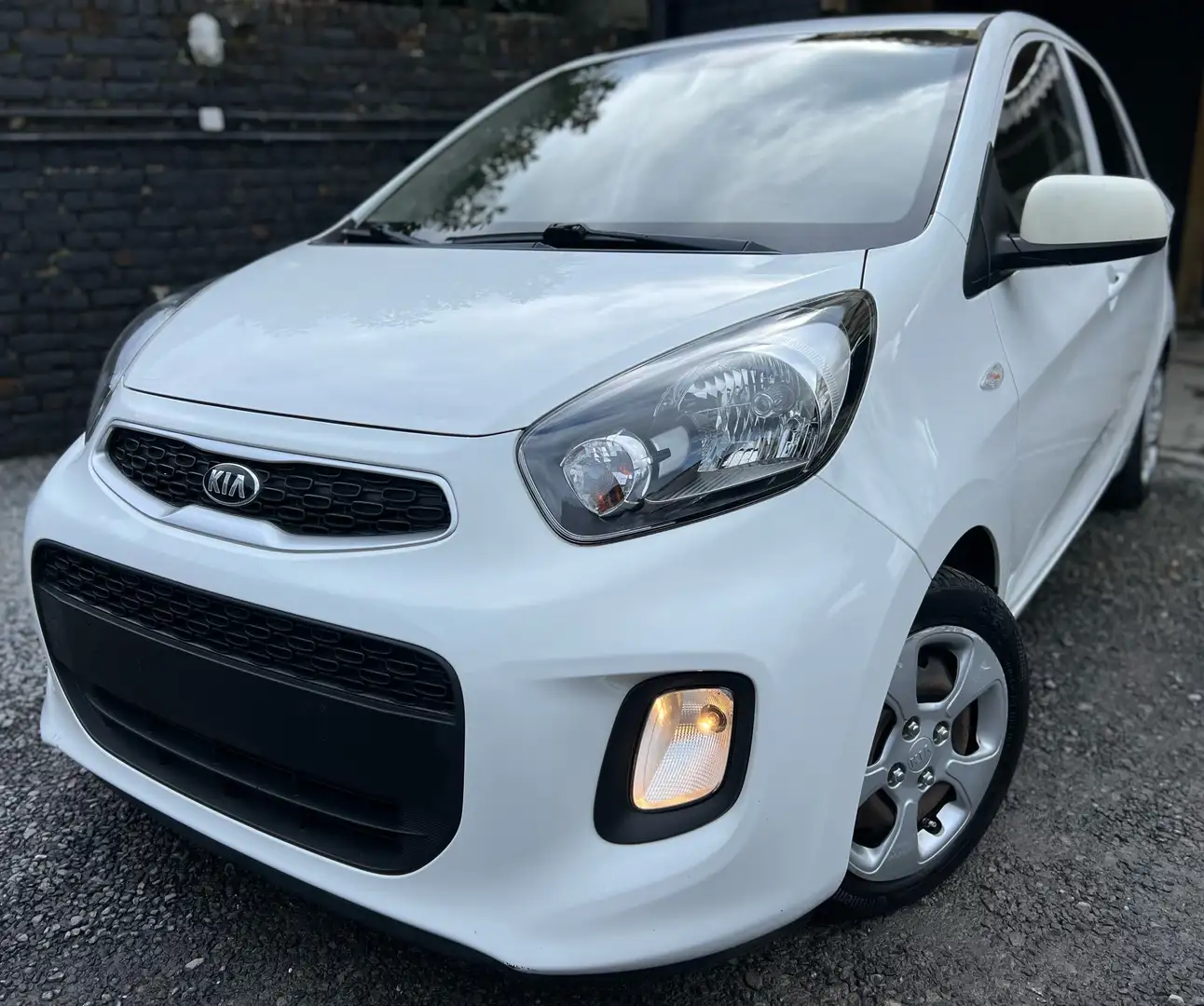 Kia Picanto 1.0i Lounge + CLIM + EURO 6b + CAR-PASS Wit - 1