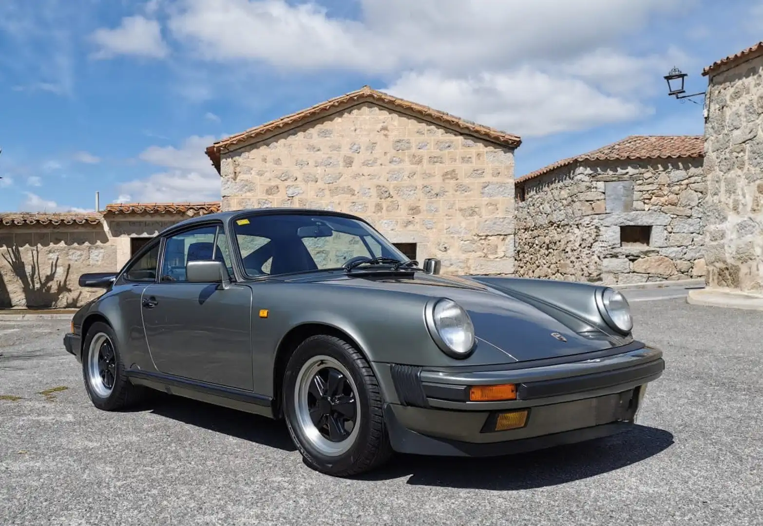 Porsche 911 911 3.2 Carrera Coupé Gris - 1