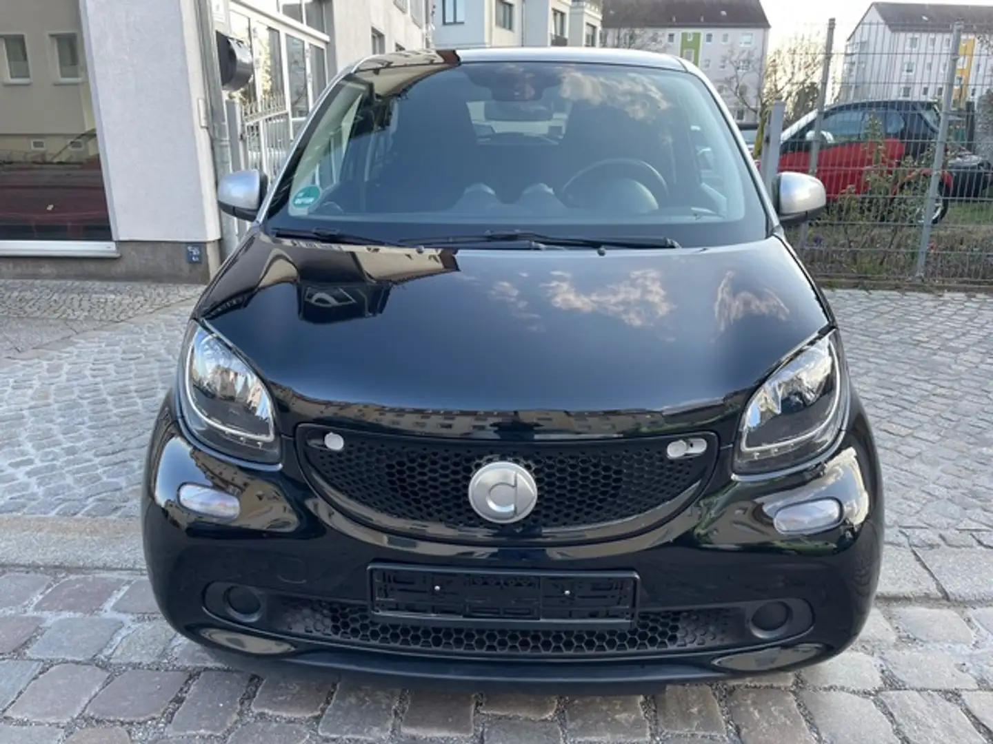 smart forFour ForFour Pano*SHZG*Automatic* 52kW Schwarz - 1