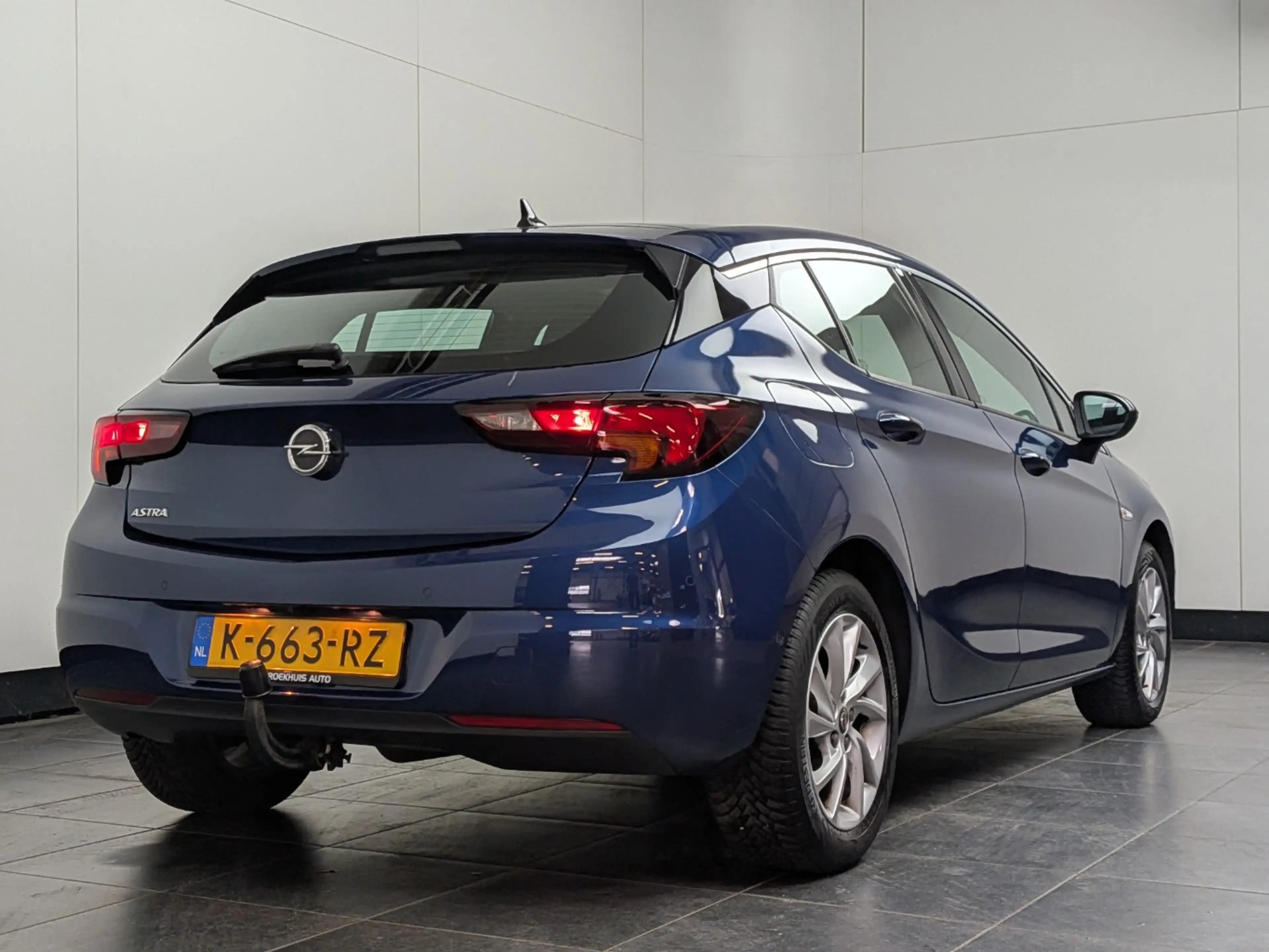 Opel Astra 1.4 Business Elegance Airco | Camera | Cruise Cont — photo 3