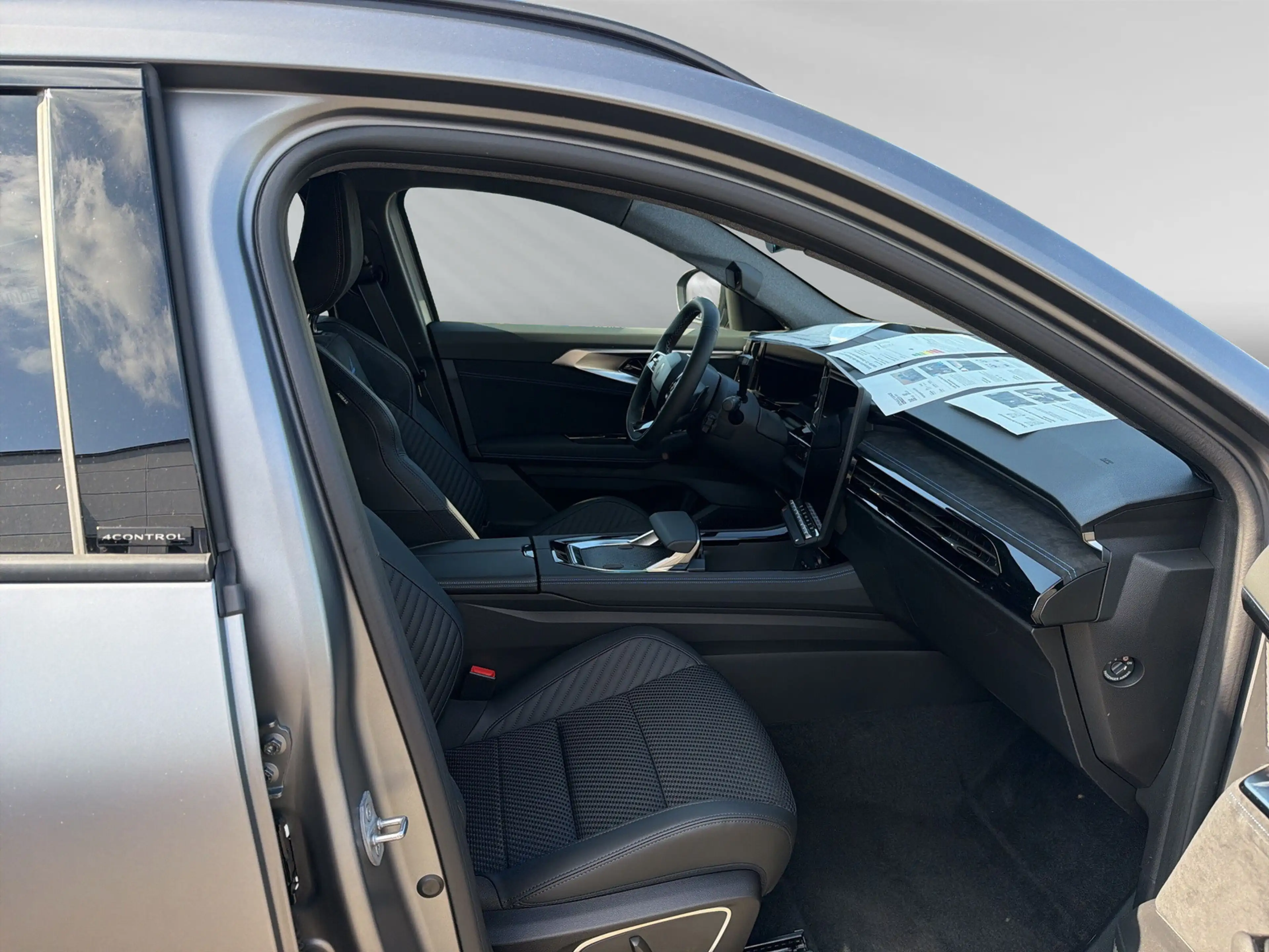 Renault Espace Esprit Alpine Full Hybrid E-Tech 200 5-Sitzer — photo 10