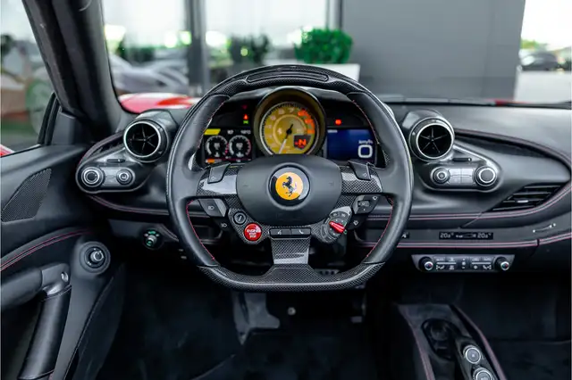 Ferrari F8 Tributo view 15