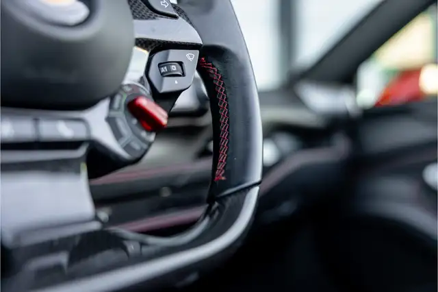 Ferrari F8 Tributo view 17