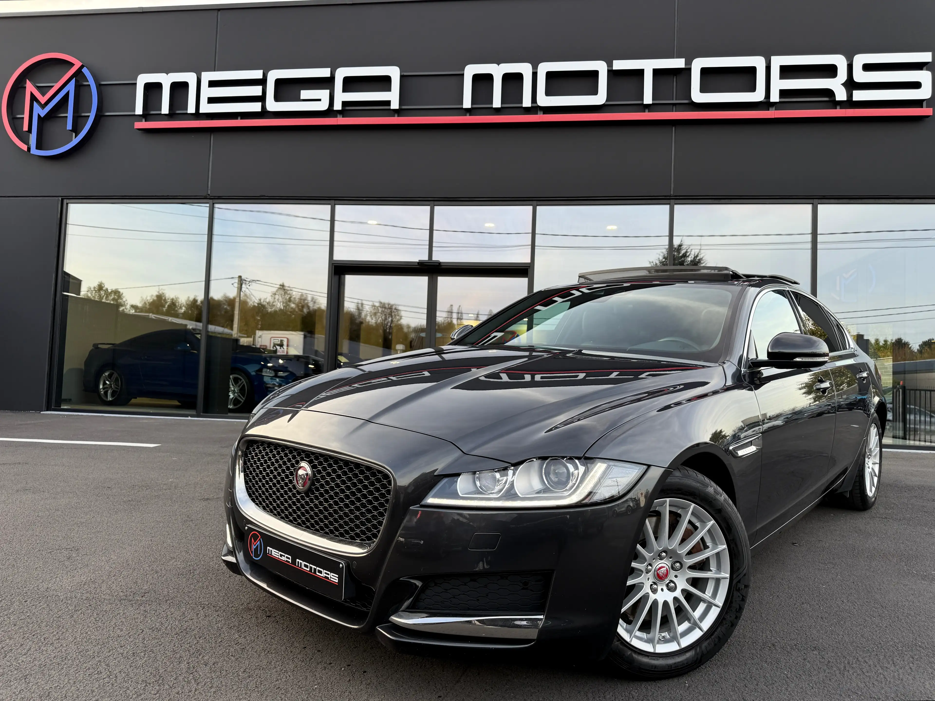 Jaguar XF 2.0d 163CV !! 77.000KM !! FULL OPTiONS !! GARANTiE — photo 8