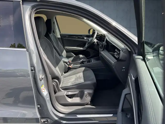 Volkswagen Tiguan view 15