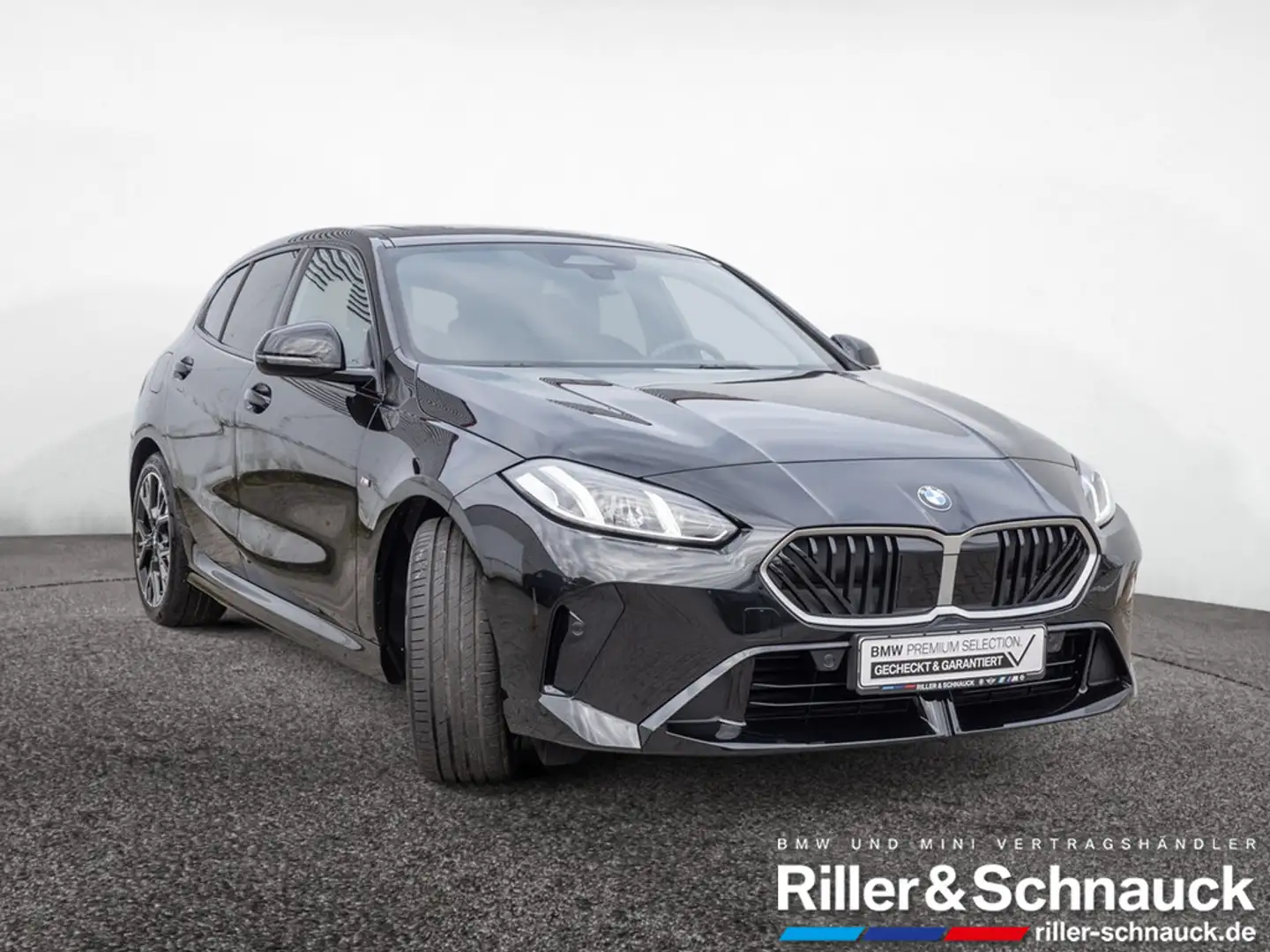 BMW 120 i M-Sport PANO+ACC+KAM+LED+SHZG Noir - 2