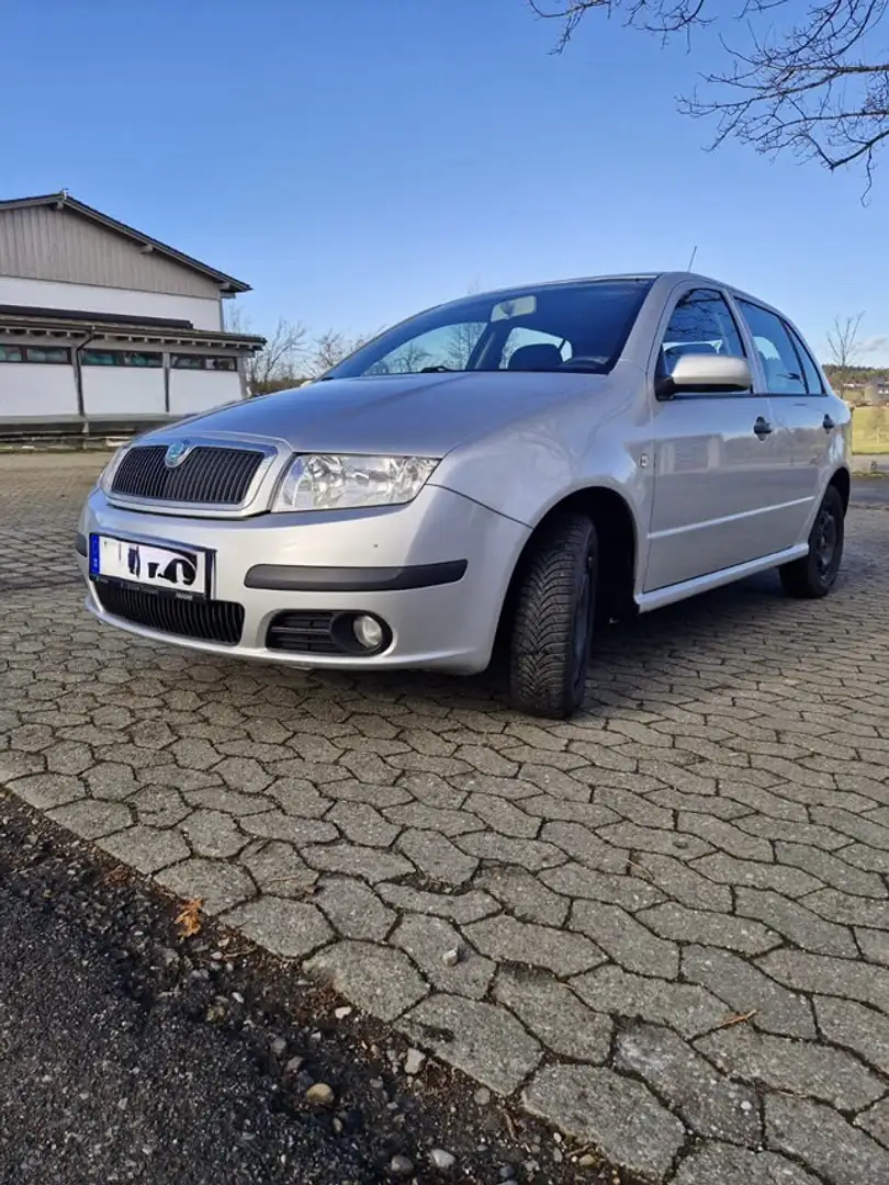 Skoda Fabia 1.2 HTP Comfort - 2