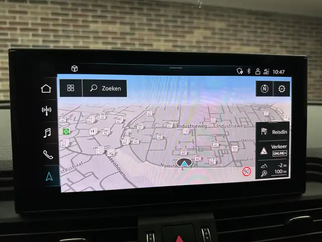 Audi Q5 view 15