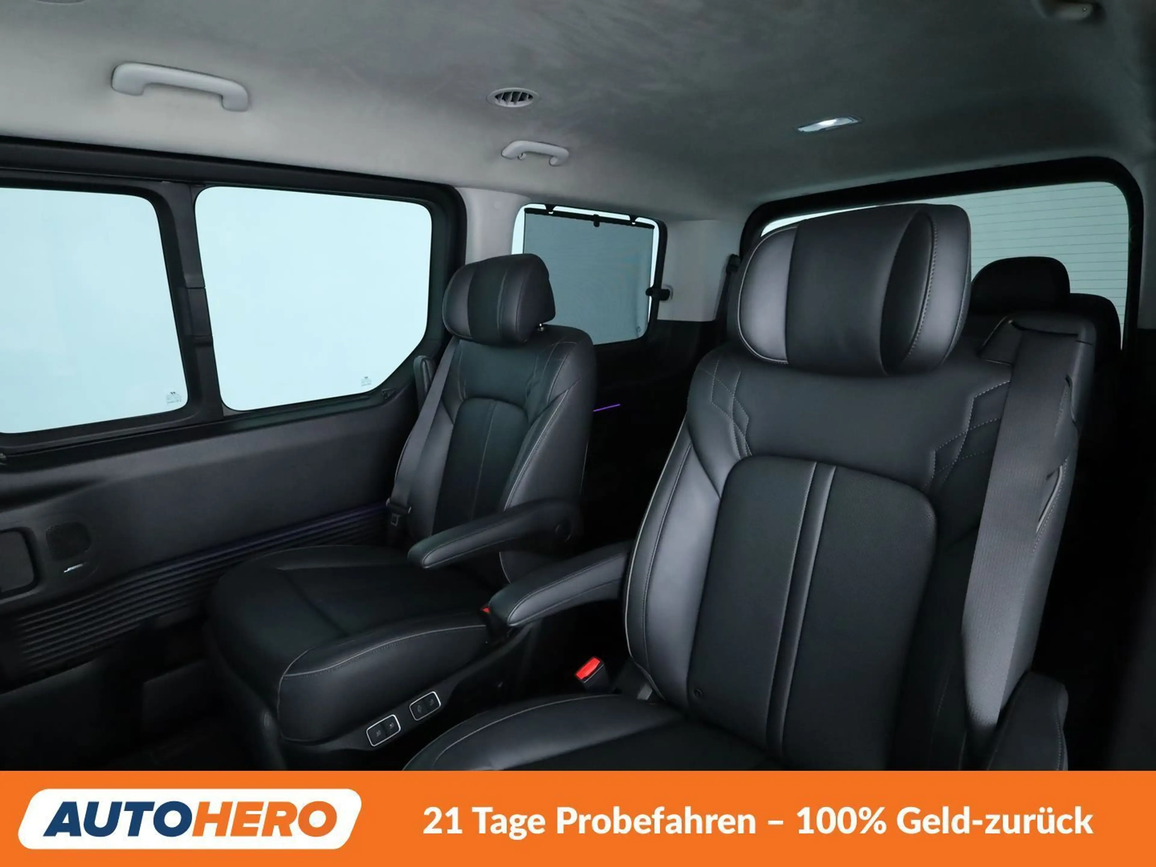 Hyundai STARIA 2.2 CRDi Signature 4WD Aut*NAVI*LED*ACC*CAM*PDC* — photo 14
