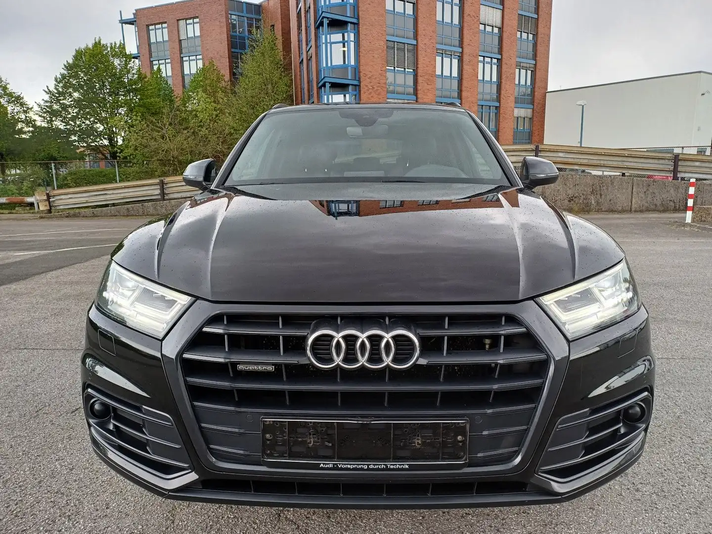 Audi Q5 quattro sport/Panorama/Matrix/Head-up/Standh. Zwart - 2