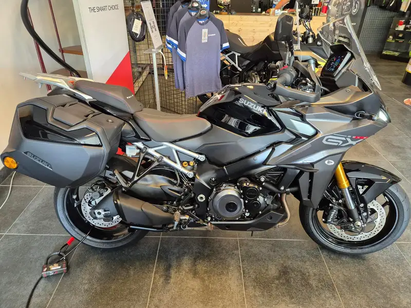 Suzuki GSX-S 1000GX - foto 2