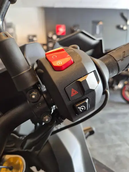 Suzuki GSX-S 1000GX - foto 8