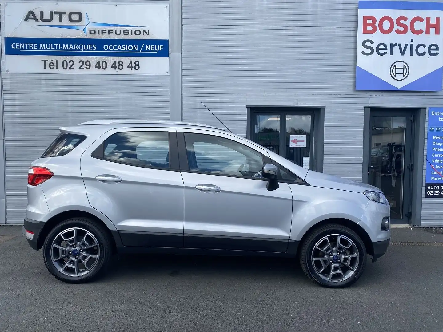 Ford EcoSport 1.0 ECOBOOST 125CV TITANIUM Grau - 1