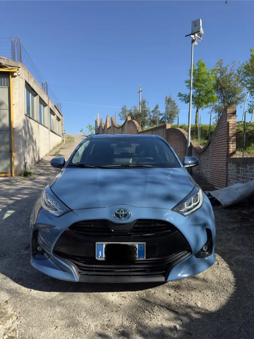 Toyota Yaris 1.5h Premiere - 2