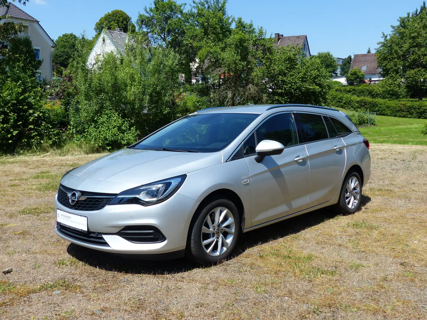 Opel Astra 1.2 Turbo Start/Stop Sports Tourer Elegance Argent - 1