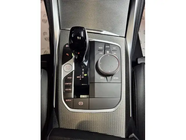 BMW 4 Series view 9