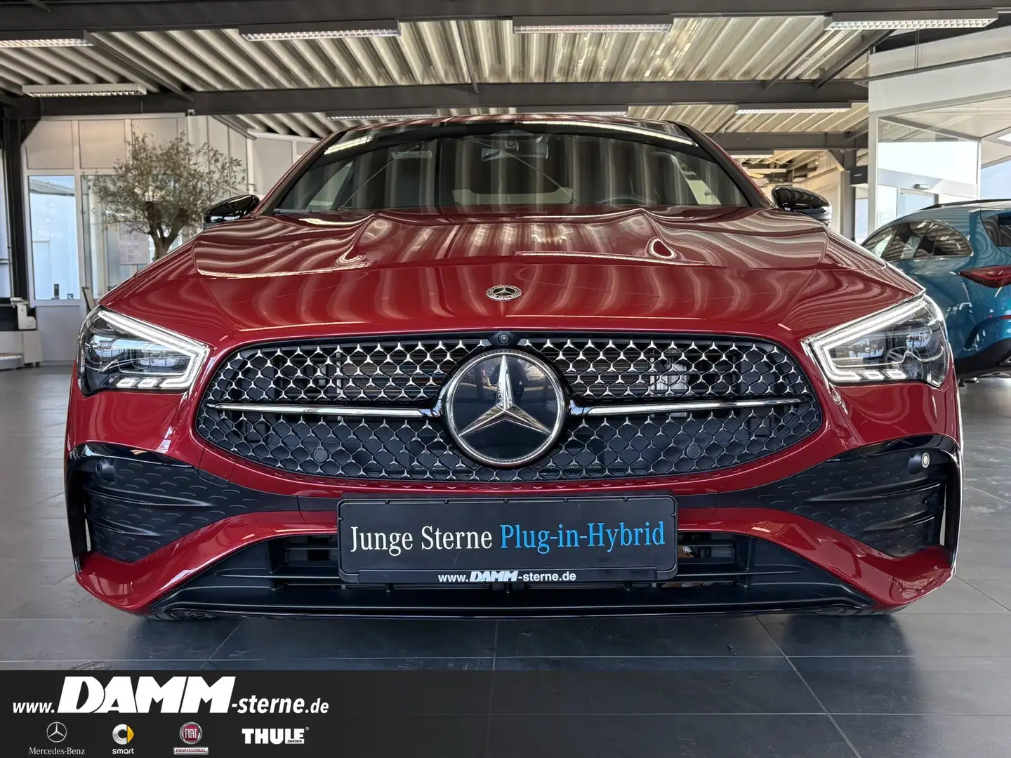 Mercedes-Benz CLA 250 CLA 250 e Coupé AMG/360°/Distro./Night/MultiBeam Rot - 2