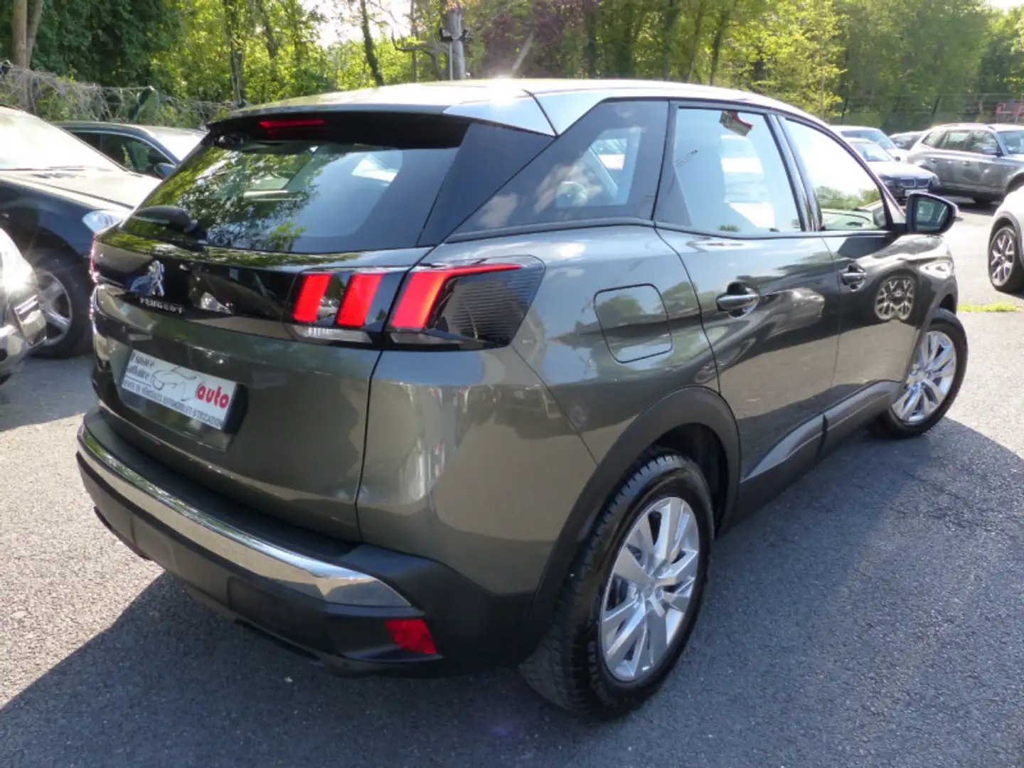 Peugeot 3008 1.6 BLUEHDI 100CH ACTIVE S\u0026S Gris - 2