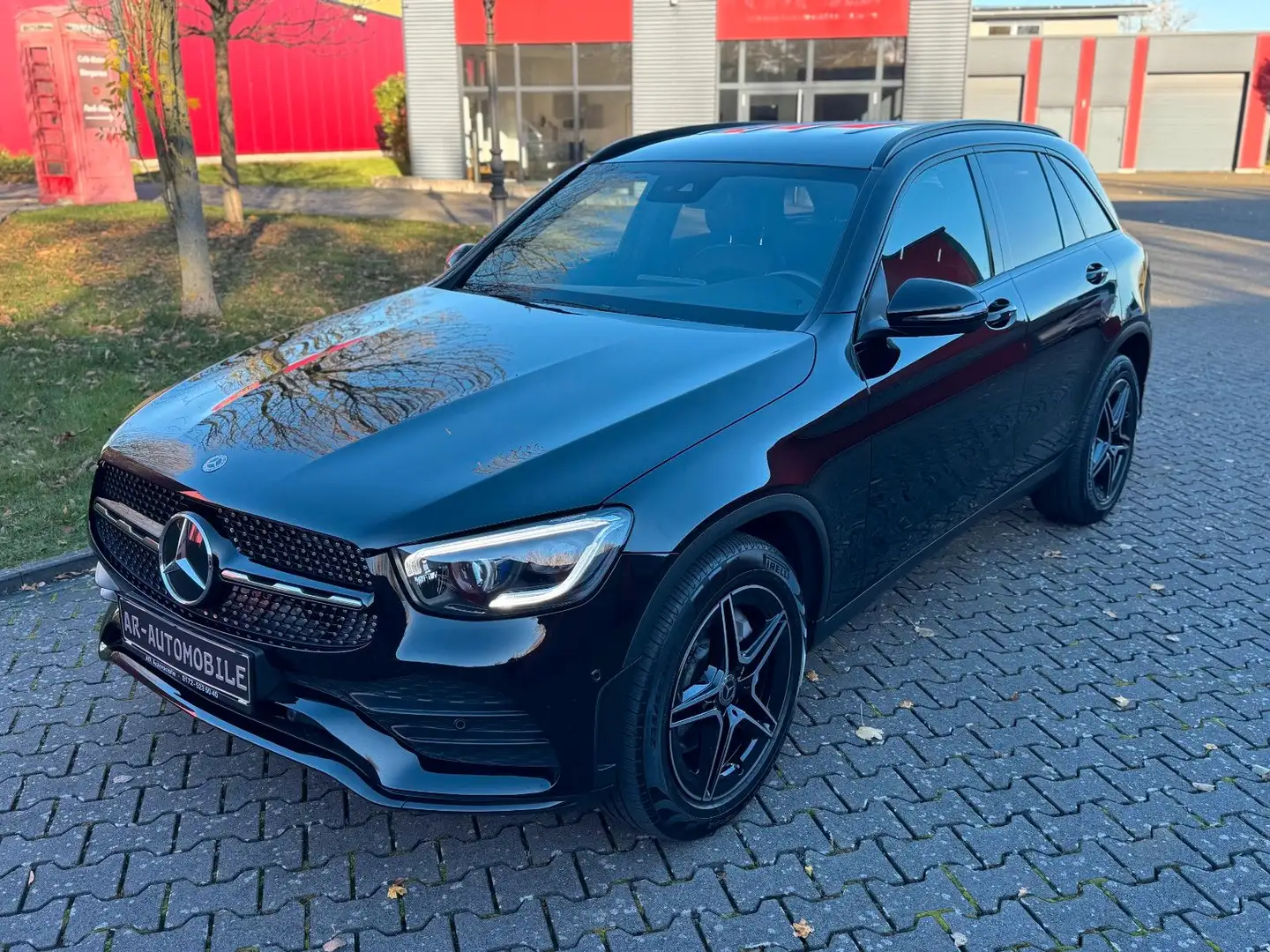 Mercedes-Benz GLC 200 4Matic AMG-LINE LED Kamera Ambiente Schwarz - 1